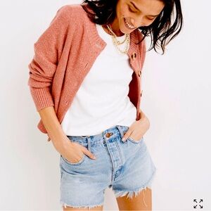 Madewell button fly, relaxed denim shorts, size 28, EUC. Loose and comfortable.